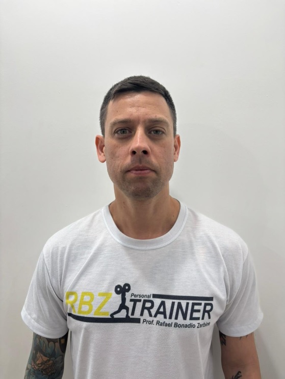 Retrato profissional do Professor Rafael Bonadio Zerbine